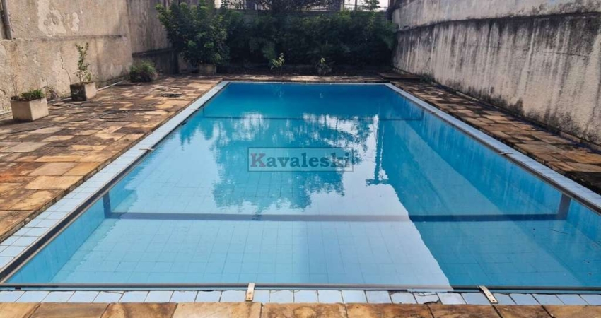 ** Casa Térrea com Piscina a venda no bairro Vila das Mercês