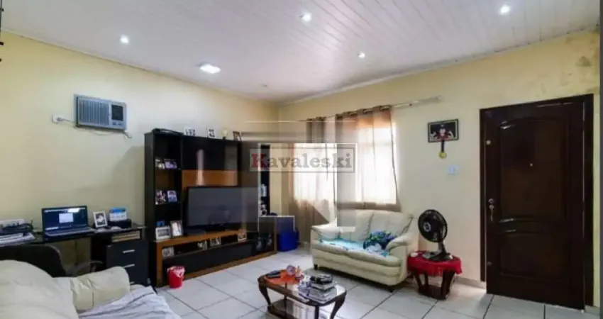 Casa c/ amplo terreno  10x21   - Bairro Vila Brasilina