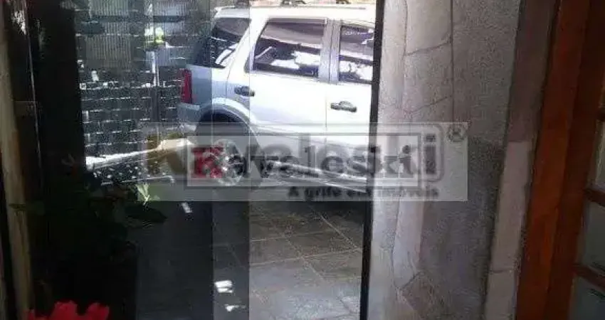 > SOBRADO BEM LOCALIZADO , PROPRIETÁRIA ESTUDA PERMUTA !!