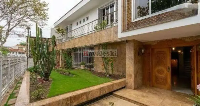 Sobrado Maravilhoso com Piscina- 4 dormitórios 2 suites 4 vagas - Quintal grande , Imperdível