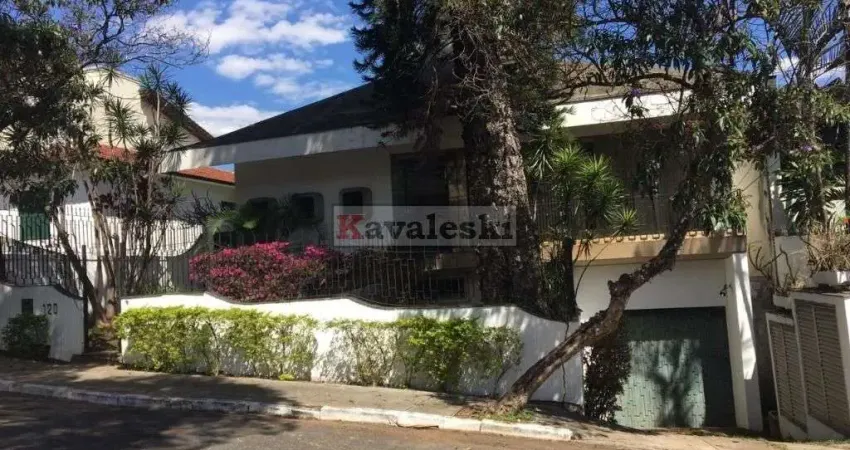 Sobradão Jd da Glória - 3 dormitórios 1 suite 4 vagas - quintal