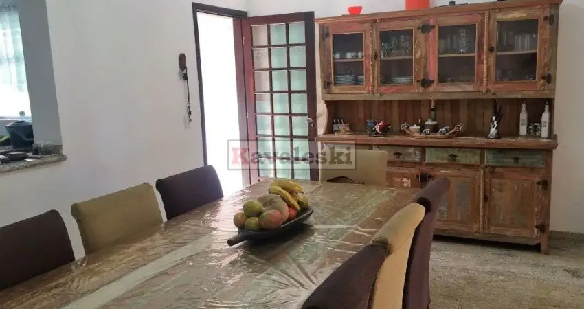 Sobrado Maravilhoso no Jd. Patente 3 dormitórios 1 suite 2 vagas - quintal