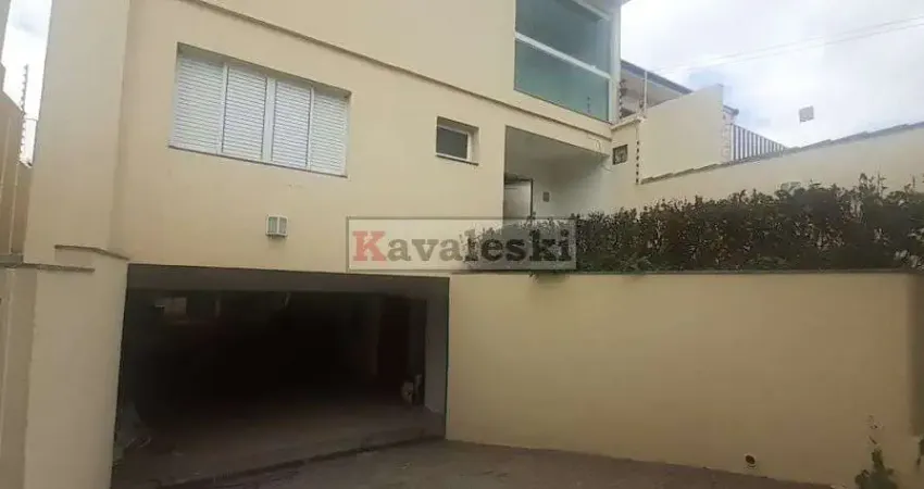 SOBRADO 4 SUITES - QUINTAL - 12 VAGAS DE GARAGEM- MIOLO DO  JARDIM DA SAÚDE