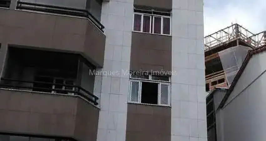 Excelente imóvel com 2 quartos na Rua Silva Jardim!