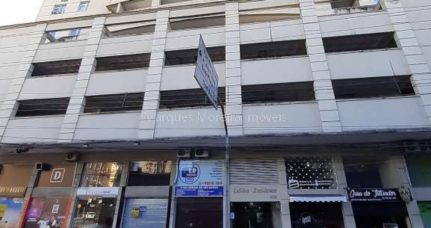 Kitnet / Stúdio à venda na Avenida Presidente Itamar Franco, São Mateus, Juiz de Fora