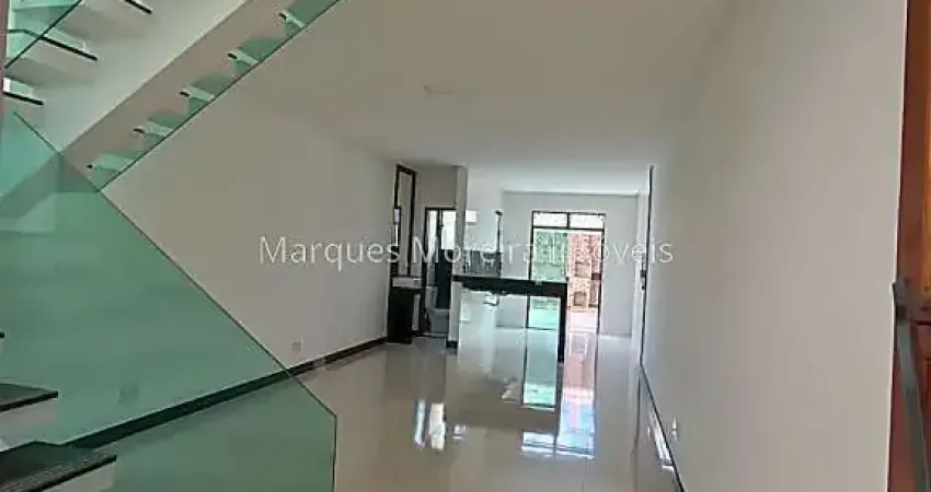 Casa no Aeroporto, com  fácil acesso para o centro e saída para BR 040.