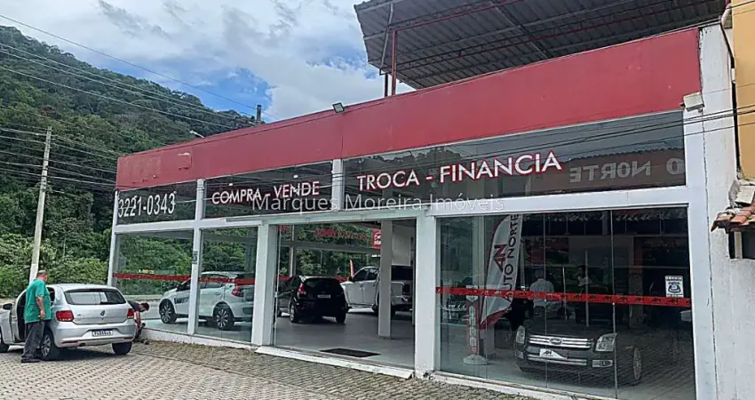 Excelente loja c/ 200m² em ótima localização na Avenida Brasil, Juiz de Fora-MG.