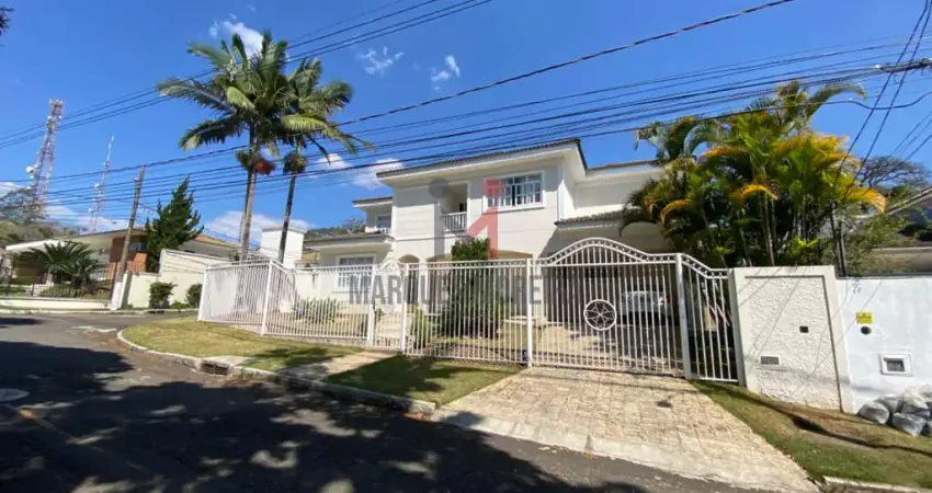 Casa Espetacular à venda no Condomínio Chalés do Imperador
