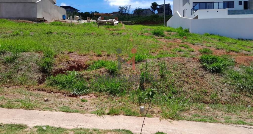 Terreno duplo vendido junto ou separadamente