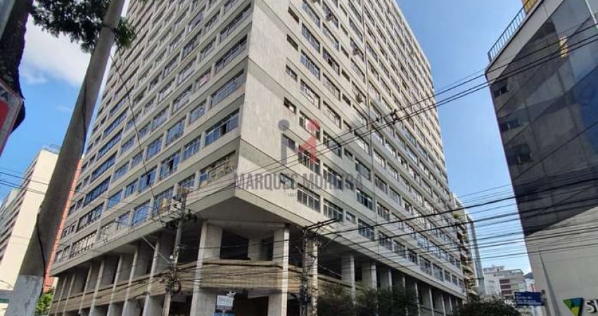Glamoroso Apartamento 4 Quartos e 2 Suítes No Coração da Cidade