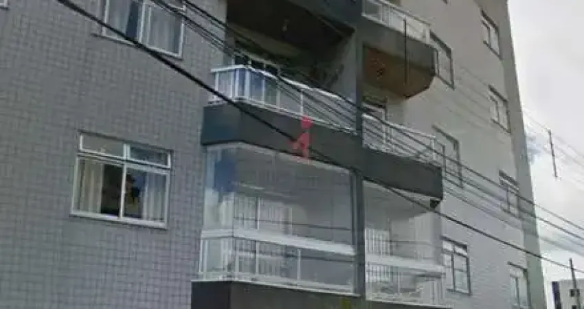 Encante-se com este apartamento elegante e acolhedor, onde praticidade e conforto se encontram em perfeita harmonia.