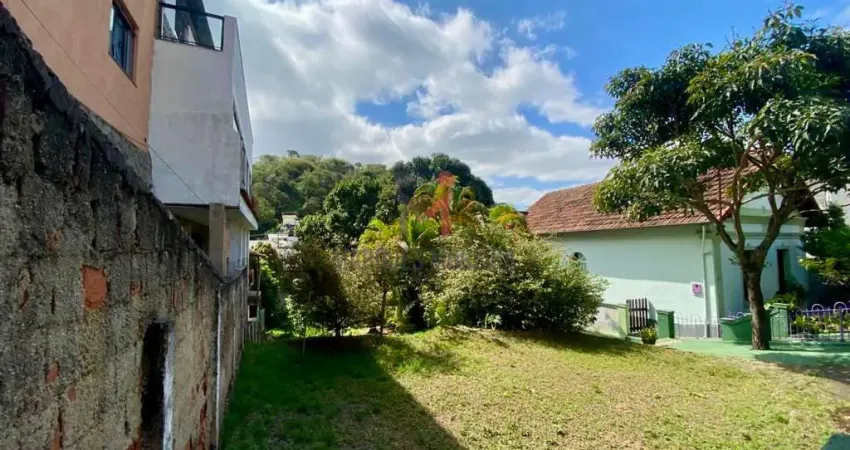 Terreno à venda na Rua Barão do Retiro, 681, Bonfim, Juiz de Fora