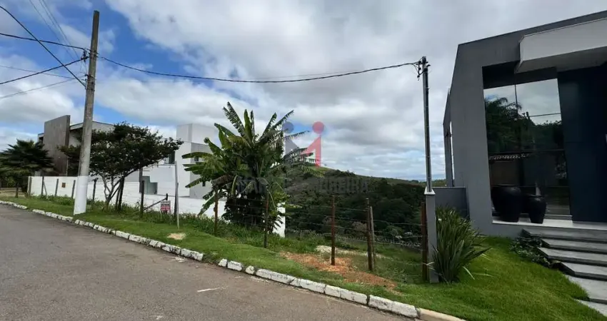 Oportunidade rara em um dos condomínios mais valorizados de Juiz de Fora!