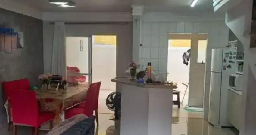 Casa em condomínio fechado com 3 quartos à venda na Rua Orlando Pellicci, 245, Itaquera, São Paulo
