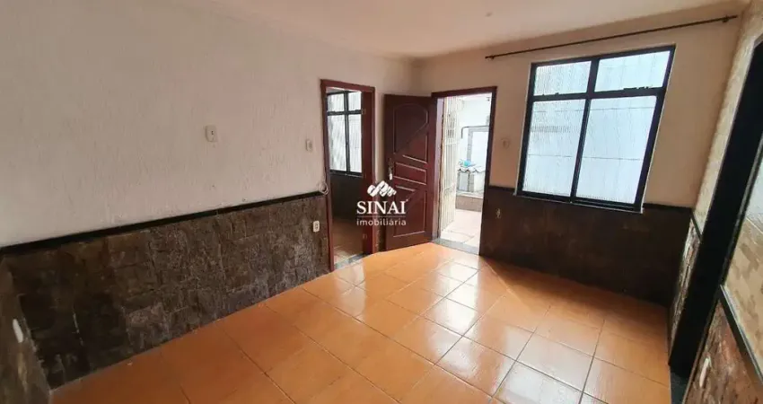 Casa com 2 quartos para alugar na Rua Jacui, 54, Braz de Pina, Rio de Janeiro