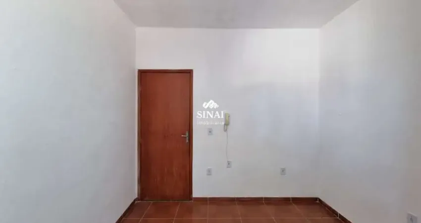 Sala comercial para alugar na Estrada do Otaviano, 334, Turiaçu, Rio de Janeiro