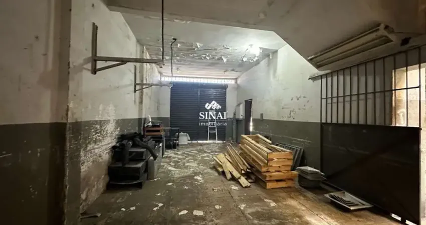 Barracão / Galpão / Depósito à venda na Montevidéu, 552, Penha, Rio de Janeiro