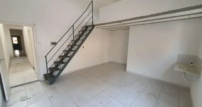 Kitnet / Stúdio para alugar na Avenida Vicente de Carvalho, 1652, Vila da Penha, Rio de Janeiro