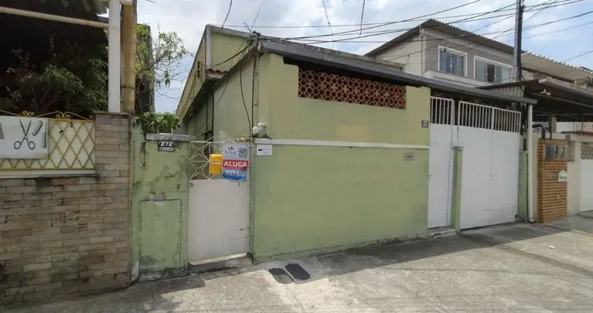 Casa com 1 quarto para alugar na Pereira de Araújo, 272, Irajá, Rio de Janeiro