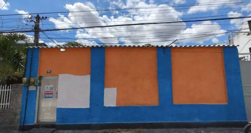 Casa com 1 quarto para alugar na Mambares, 223, Marechal Hermes, Rio de Janeiro