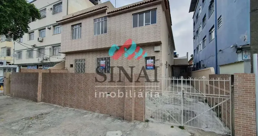 Kitnet / Stúdio para alugar na Avenida Brás de Pina, Vila da Penha, Rio de Janeiro