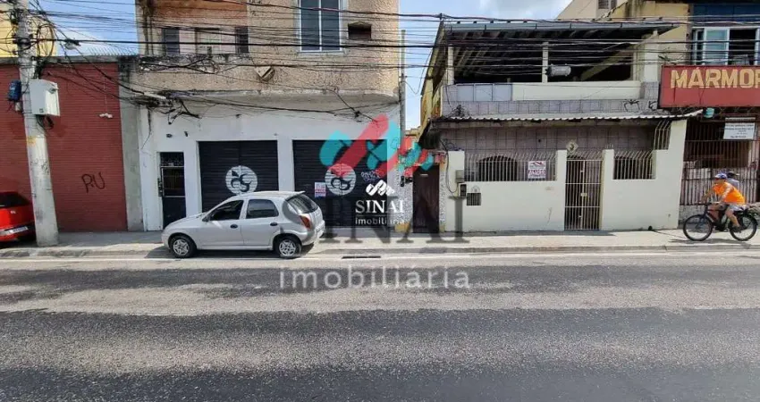 Loja com 326m² na avenida braz de pina altura da praça do carmo