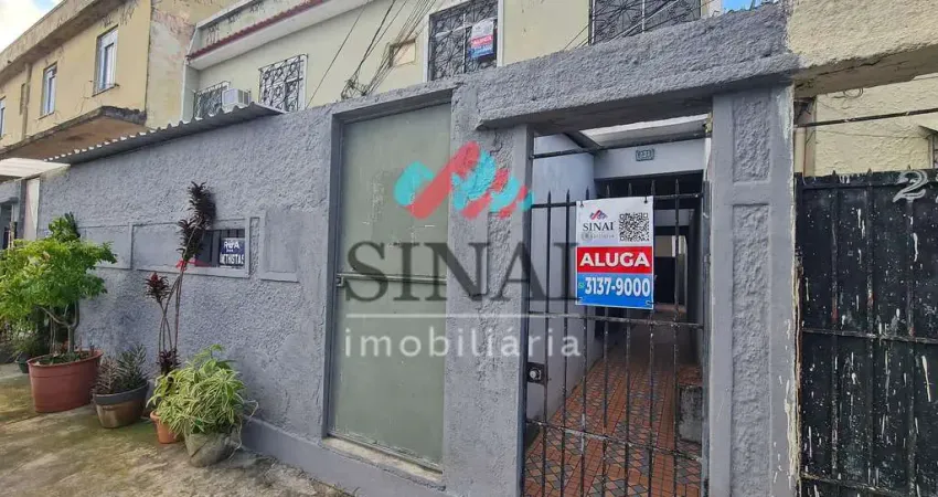 Apartamento com 2 quartos para alugar na Rua das Ametistas, Rocha Miranda, Rio de Janeiro