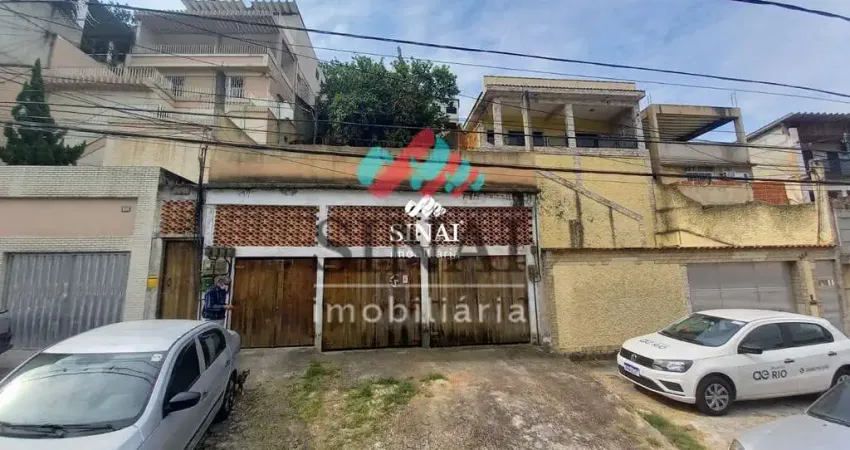 Casa à venda na Rua Castro Menezes, Braz de Pina, Rio de Janeiro