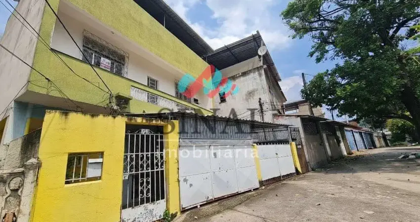Casa com 3 quartos para alugar na Rua Acará, Vaz Lobo, Rio de Janeiro