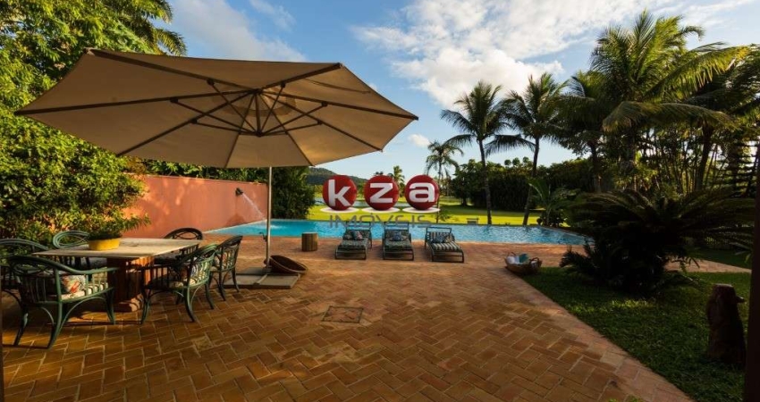 Imperdível residência de alto padrão à venda em Guarujá-SP, Golf Alcapulco - Praia do Pernambuco, com 4 suítes e 576,00 m² de área.