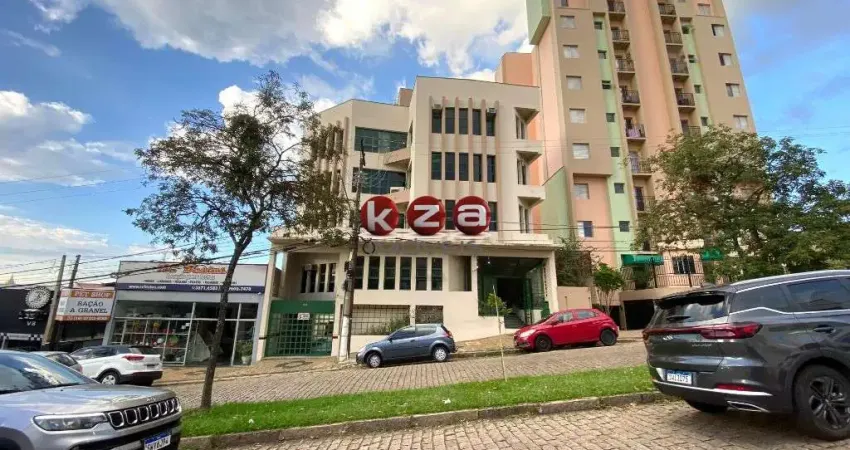 Sala Comercial na Av. Onze de Agosto, Valinhos-SP  3 Salas, 2 Banheiros, 1 Vaga de Garagem  80m² de Área
