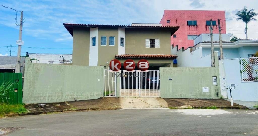 CASA A VENDA EM BOLSÃO DE SEGURANÇA EM VALINHOS/SP.