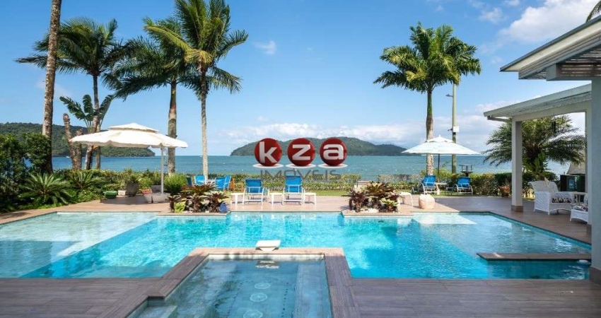 Maravilhosa casa pé na areia a venda no condomínio Costa Verde, Praia de Tabatinga:8 suítes, amplo lazer com piscina 12 banheiros,  600m².