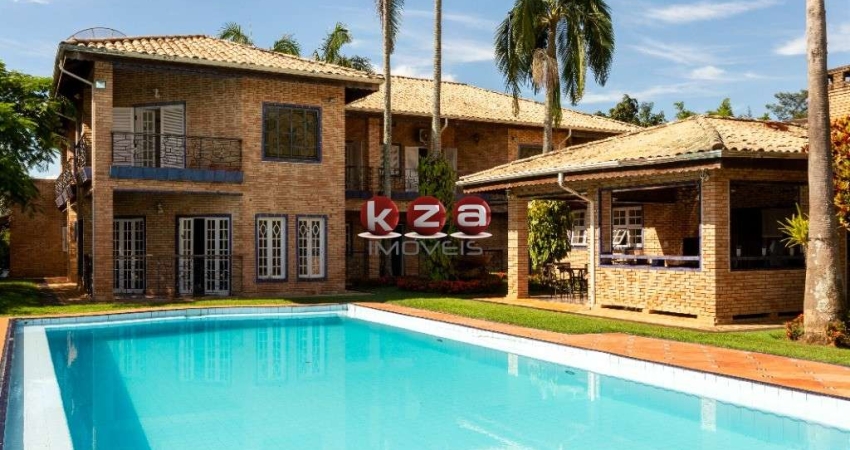 Imponente casa de luxo no condomínio Fazenda Vila Real de Itu: 6 quartos, Amplo lazer com piscina, riquíssimo acabamento. 1.200 metros de construção.