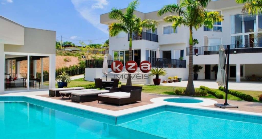 Magnífica mansão de luxo à venda em no Condomínio Fazenda Vila Real emItu-SP, 6 suítes, amplo gourmet com piscina, 8 vagas de garagem, 1.200m².