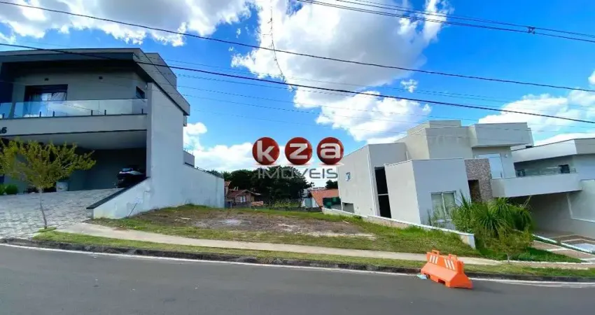 Terreno à venda no Condomínio Vivenda das Pitangueiras em Valinhos-SP: 300,00m² de área.