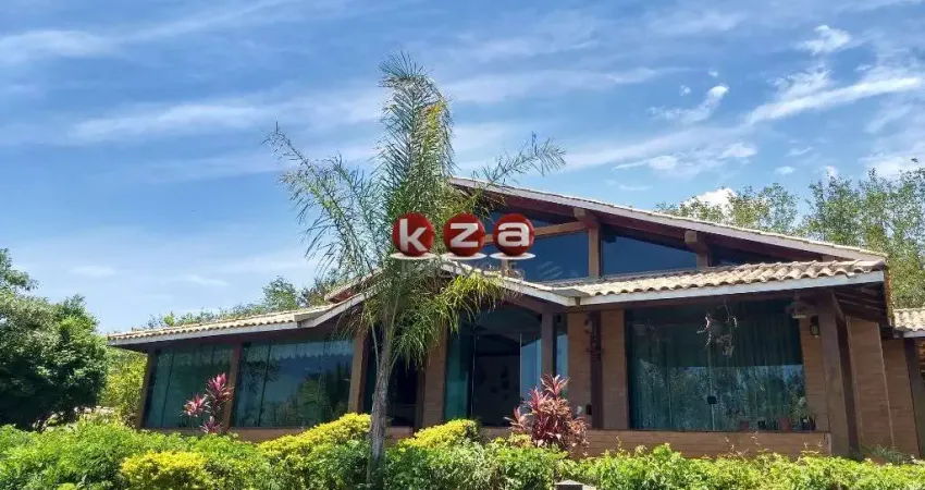Chácara em Vinhedo-SP: 2 quartos, 2 suítes, 2 salas, 4 banheiros, 3 vagas, 175,35 m²!