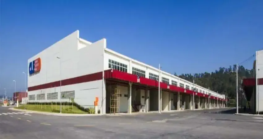 Galpão industrial em condomínio para locação em Embu das Artes-SP, bairro Parque Industrial Ramos de Freitas - 1.478,25 m² de área