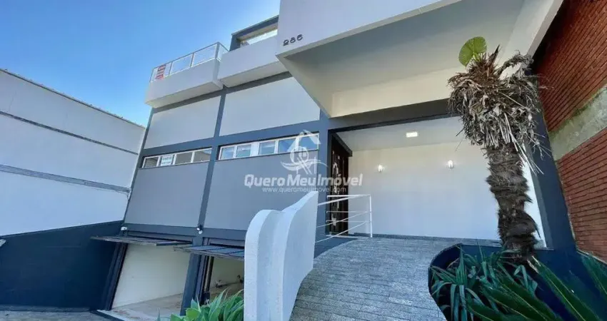Casa com 5 quartos à venda na Rua Paul A. Harrys, 286, Cinqüentenário, Caxias do Sul