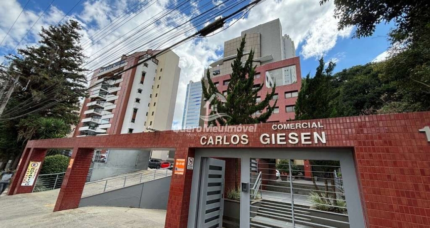 Sala comercial com 3 salas à venda na Rua Carlos Giesen, 1297, Exposição, Caxias do Sul