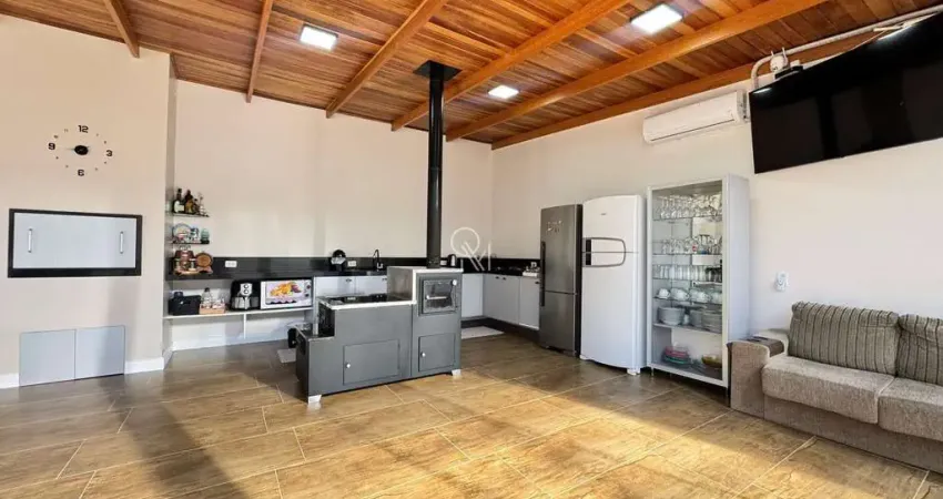 Casa com 2 quartos à venda na Rua Ricardo Martini, --, Petrópolis, Caxias do Sul