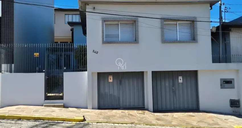 Casa com 2 quartos à venda na Rua Lourenço Menegaz, 342, Panazzolo, Caxias do Sul