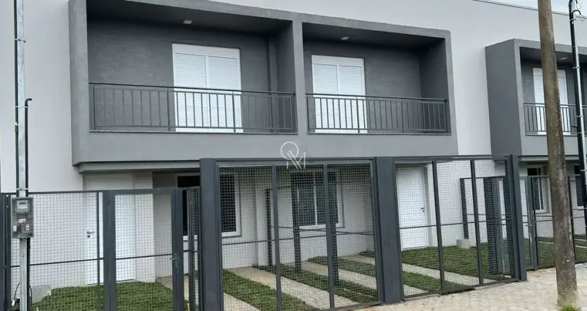 Sobrado duplex novo à venda no bairro Nossa Senhora das Graças
