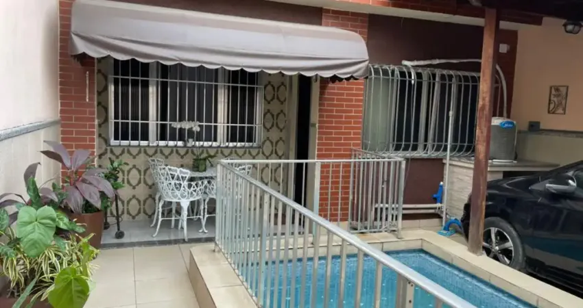 Casa em condomínio fechado com 4 quartos à venda na Rua Expedicionário Eliaquim Batista, 43, Colubande, São Gonçalo