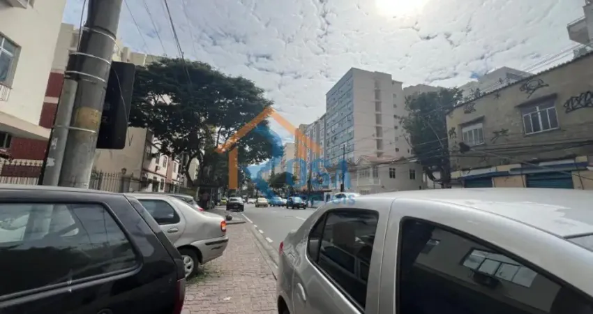 Apartamento à venda Espaçoso e Bem Localizado no Coração da Tijuca!