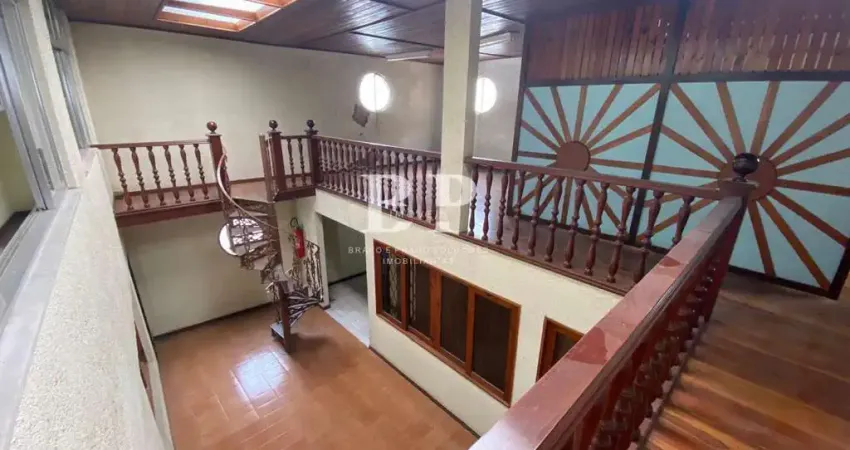 Sobrado para Venda em Teresópolis, Várzea, 4 banheiros