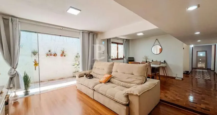 Apartamento para Venda em Teresópolis, Jardim Cascata, 3 dormitórios, 2 suítes, 3 banheiros