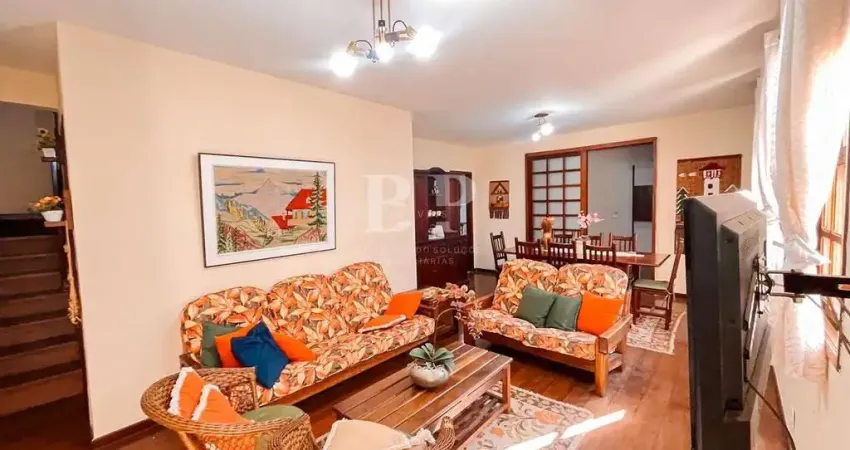 Casa em Condomínio para Venda em Teresópolis, Alto, 3 dormitórios, 1 suíte, 3 banheiros, 1 vaga
