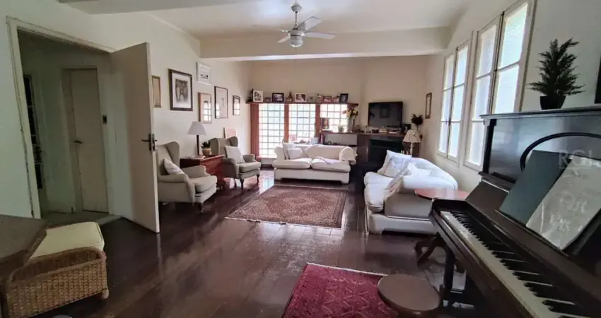 Sobrado para venda - 345m², 4 dormitórios, sendo 2 suites, 2 vagas - independência