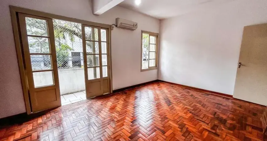 Apartamento com 3 quartos, 1 suíte, no bairro rio branco, porto alegre/rs